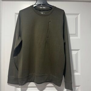 NWT VRST Men's Olive Green Sweatshirt